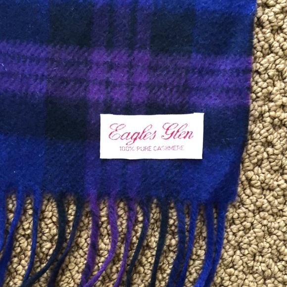 Set of 2 100% Cashmere Scarves - Picture 2 of 5